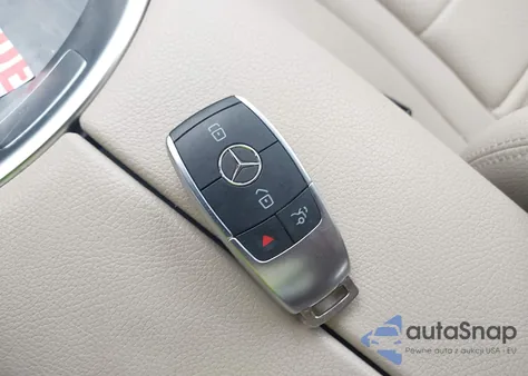 2020 Mercedes-Benz Glc 300 4Matic from USA, damaged, VIN W1N0G8EBXLF806278